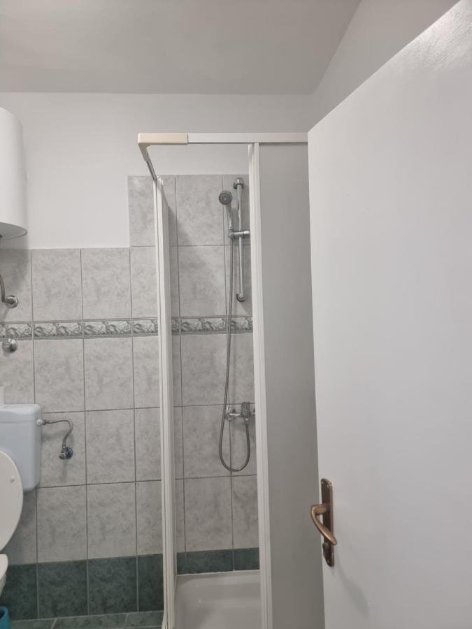 Apartmani Alen Dinjiška Exterior foto