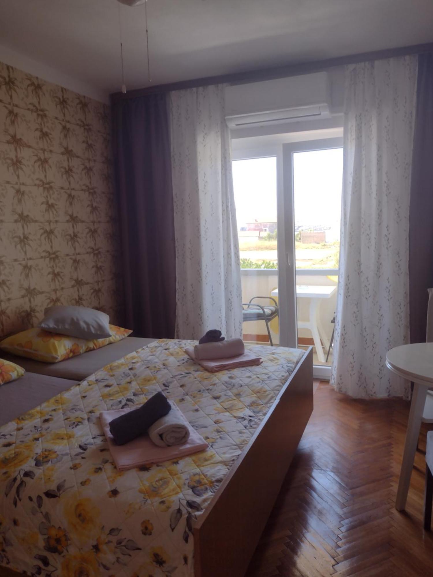 Apartmani Alen Dinjiška Exterior foto