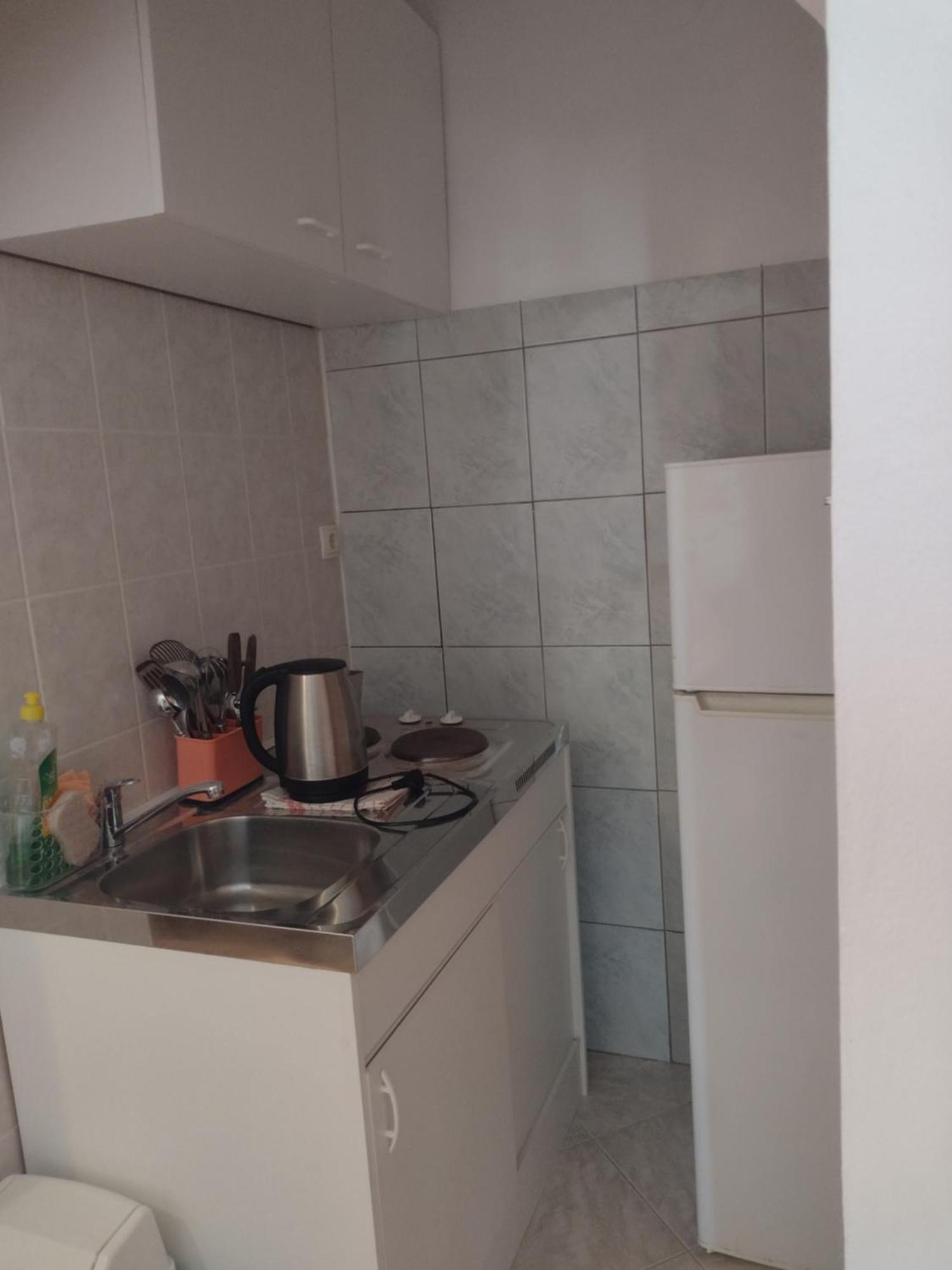 Apartmani Alen Dinjiška Exterior foto
